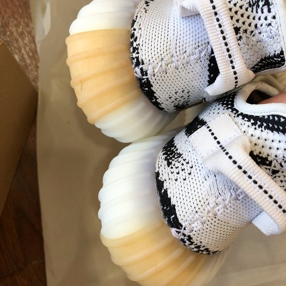 Yeezy 350 Boost  “Zebra” main image 6